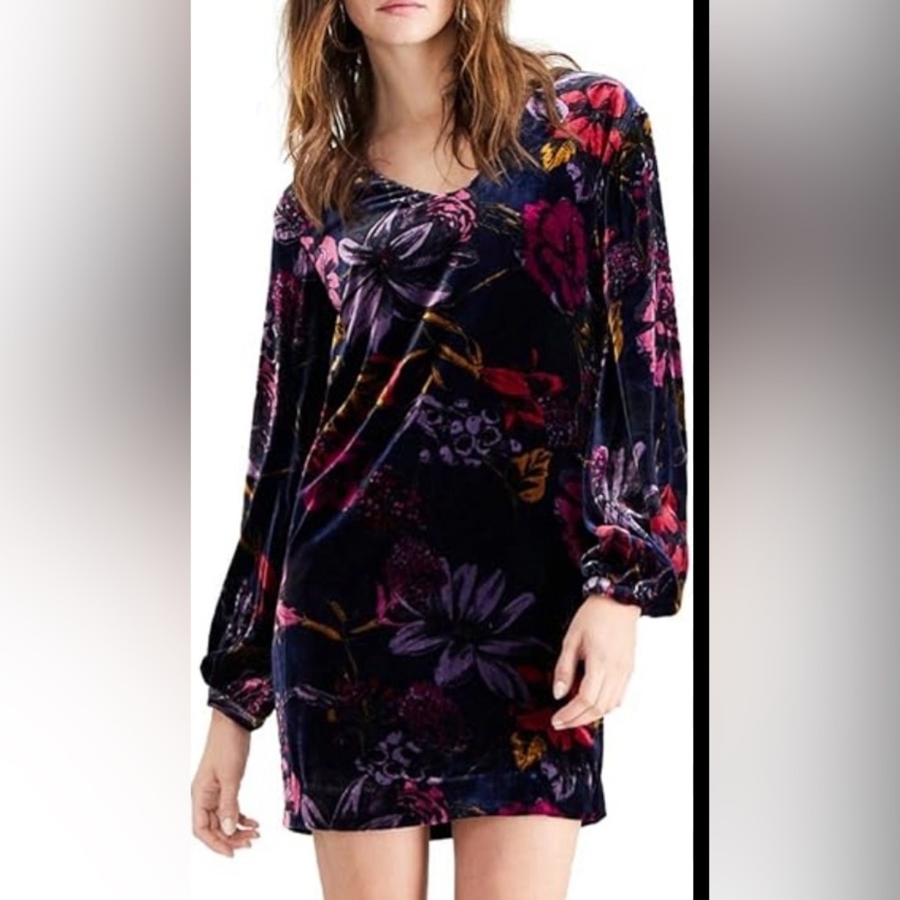 Trina Turk Multicolor Navy Floral Velvet Eclair V Neck Long Sleeve Dress, sz Med